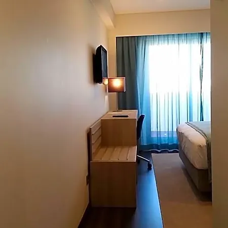 Vip Executive Zurique Hotel 3*