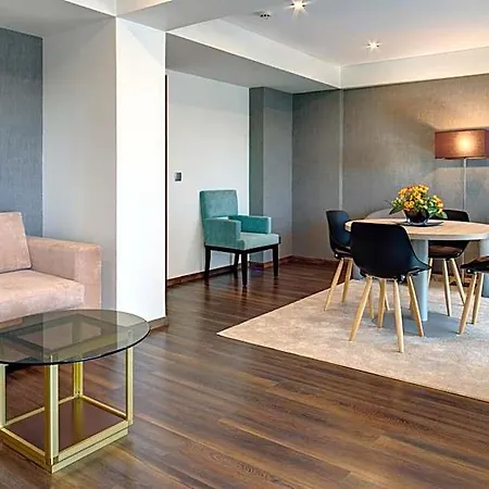 Hotel Vip Executive Zurique 3*